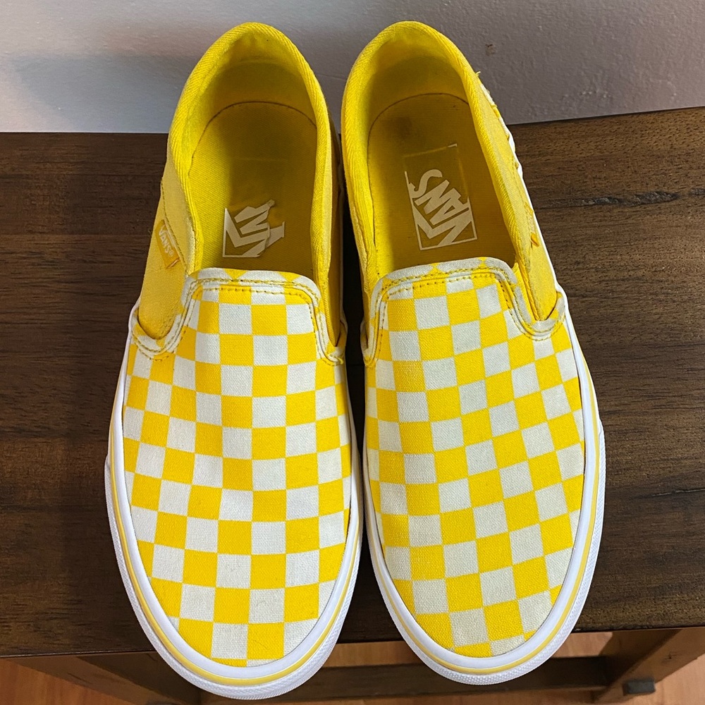 checkered slip on Vans